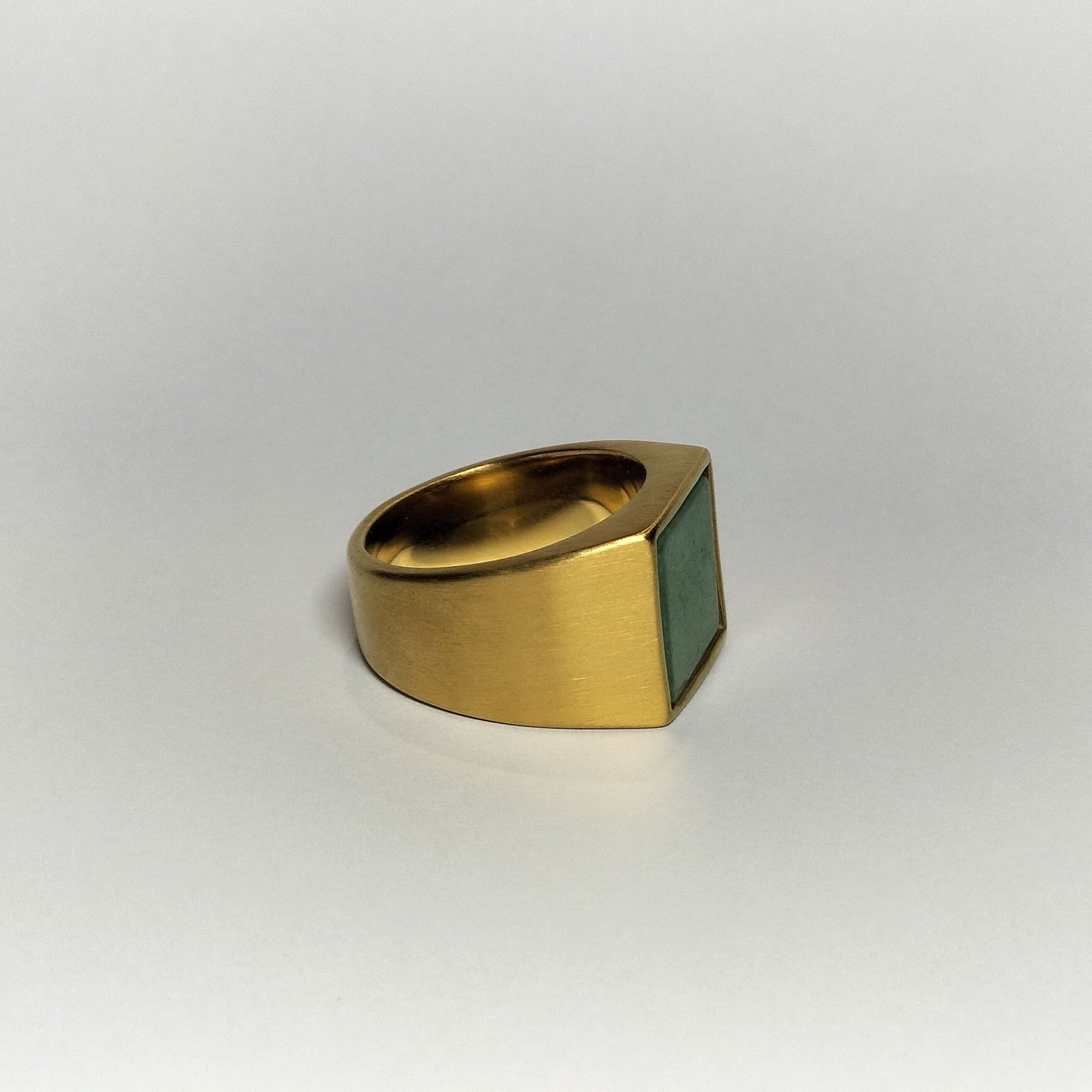 Lemoss Squared Signet Ring