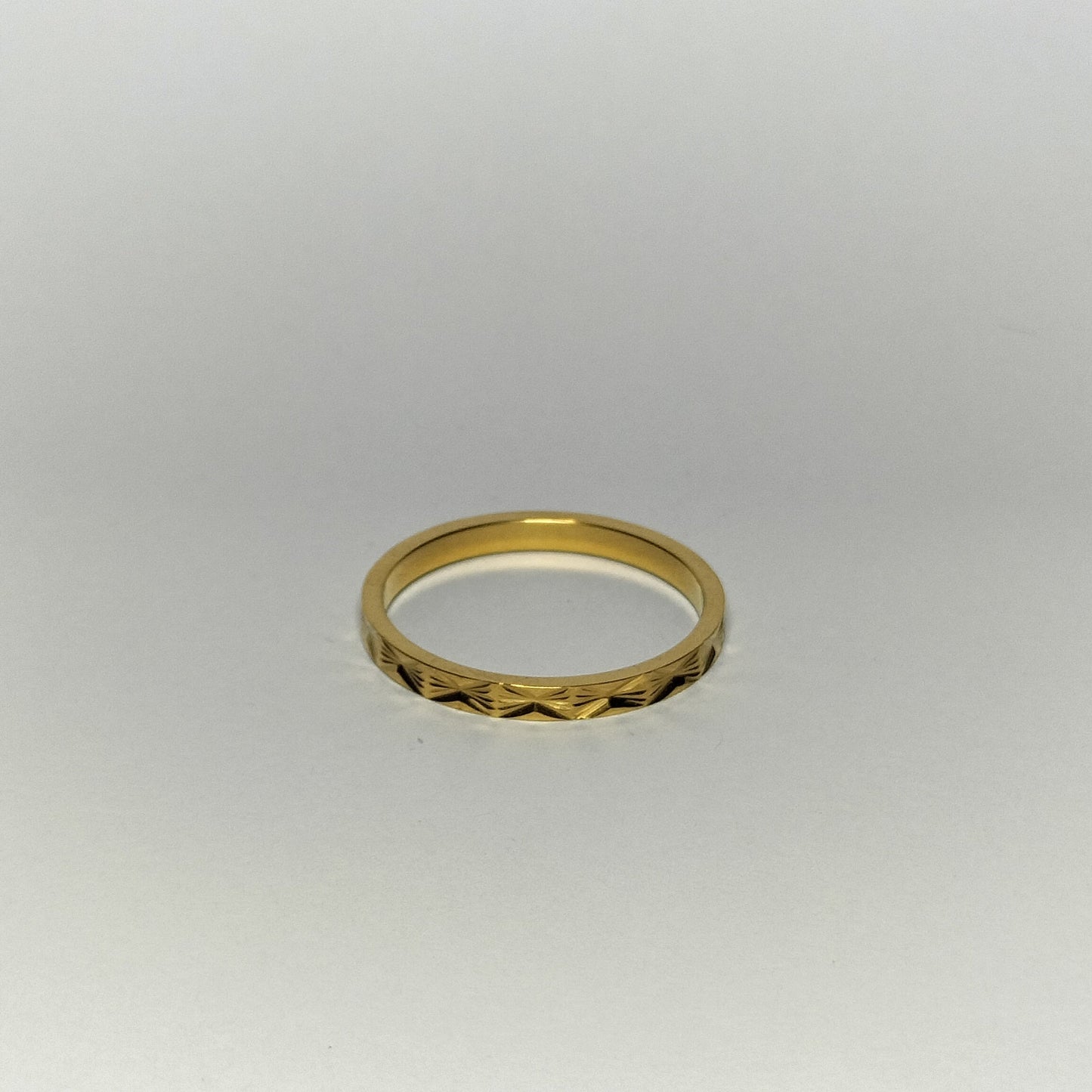 Pyramid Ring