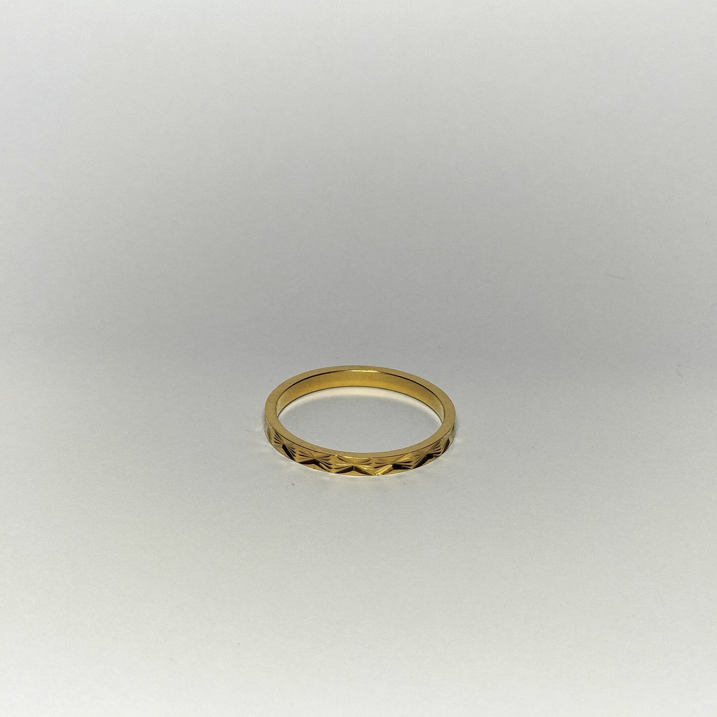Pyramid Ring