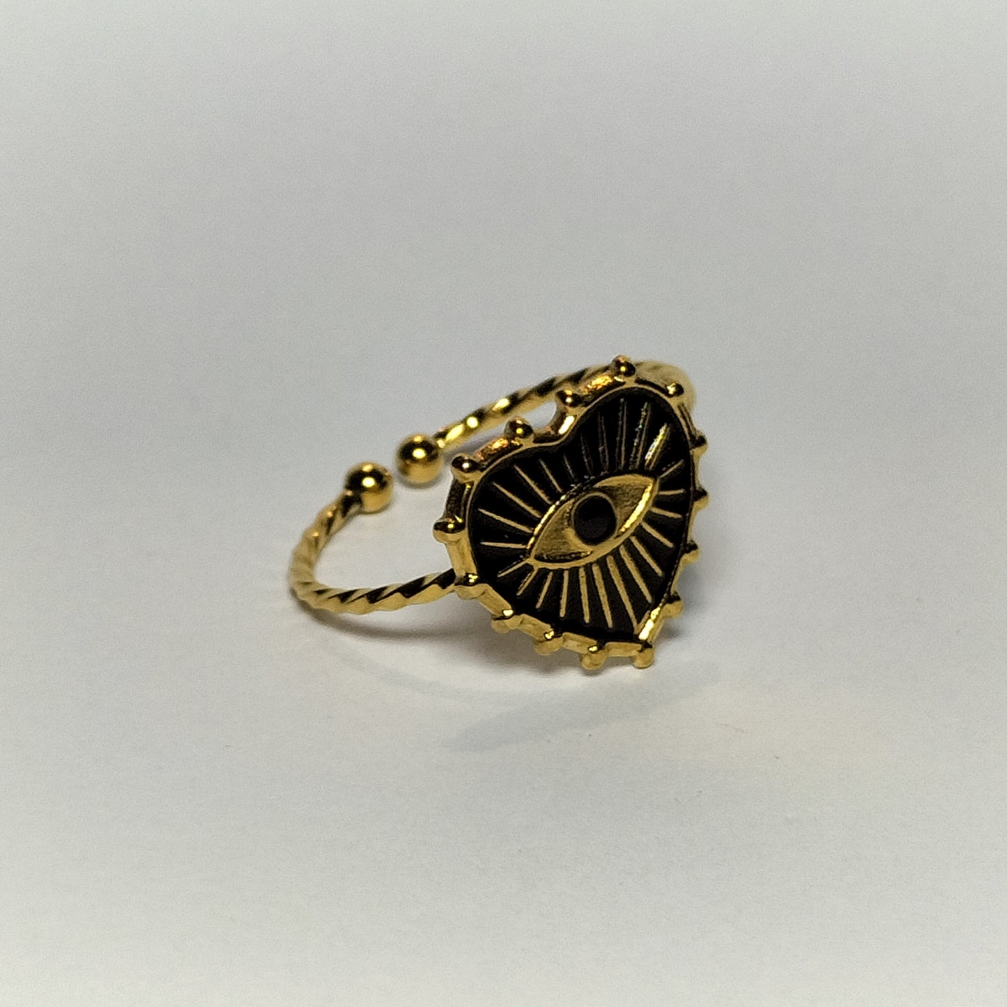 Omen Heart – Black Heart Ring