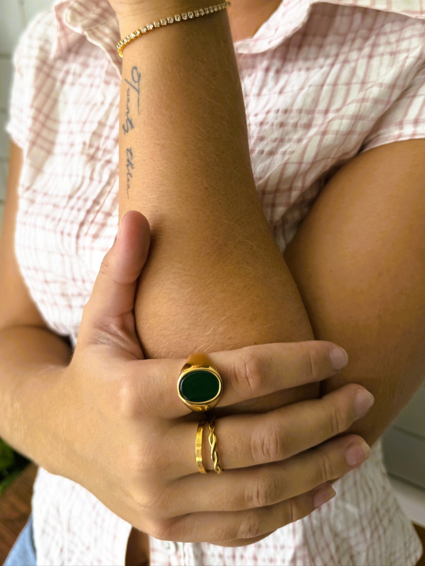 Verdant Crest – Gold-Plated Signet Ring