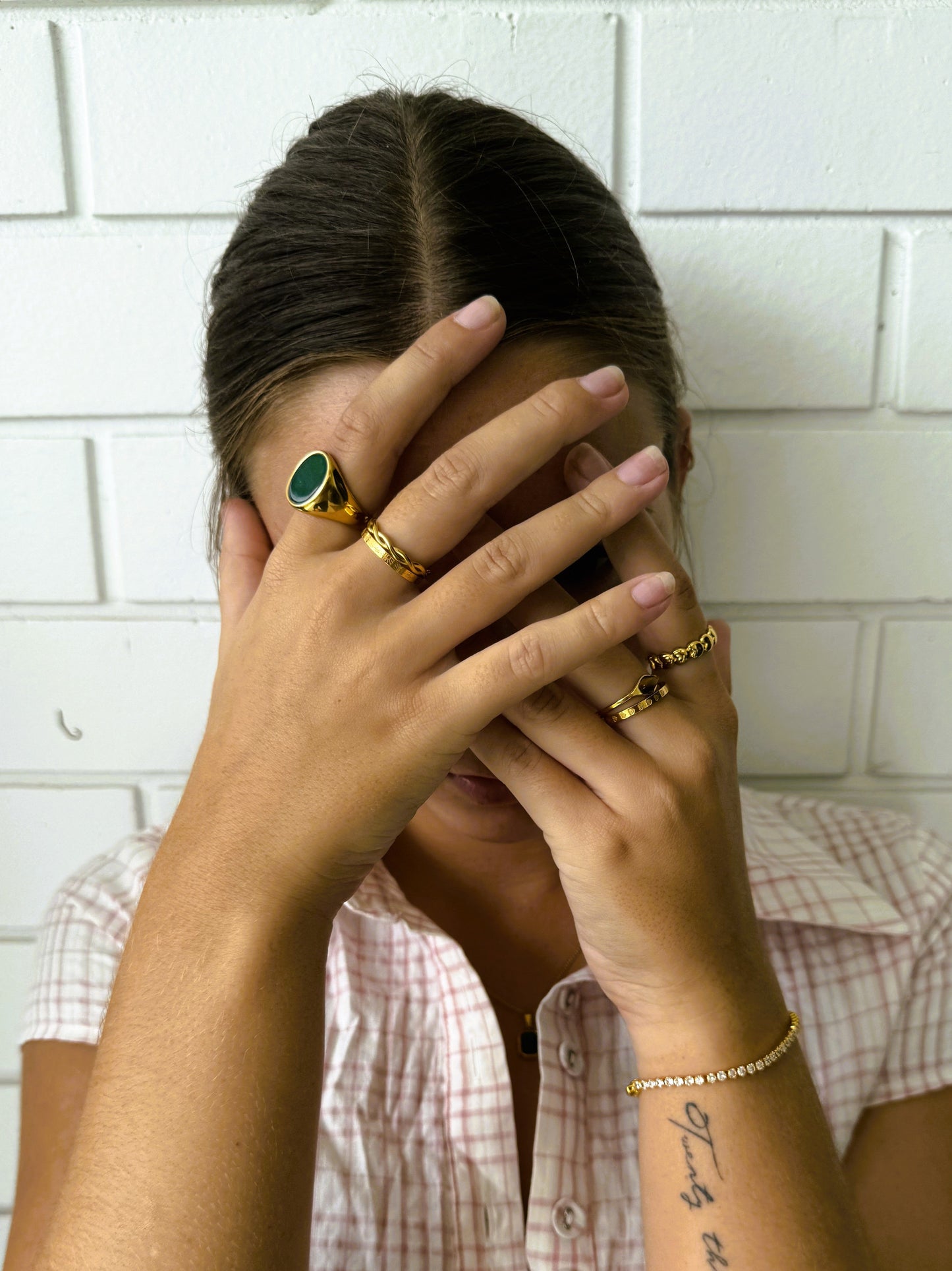 Verdant Crest – Gold-Plated Signet Ring