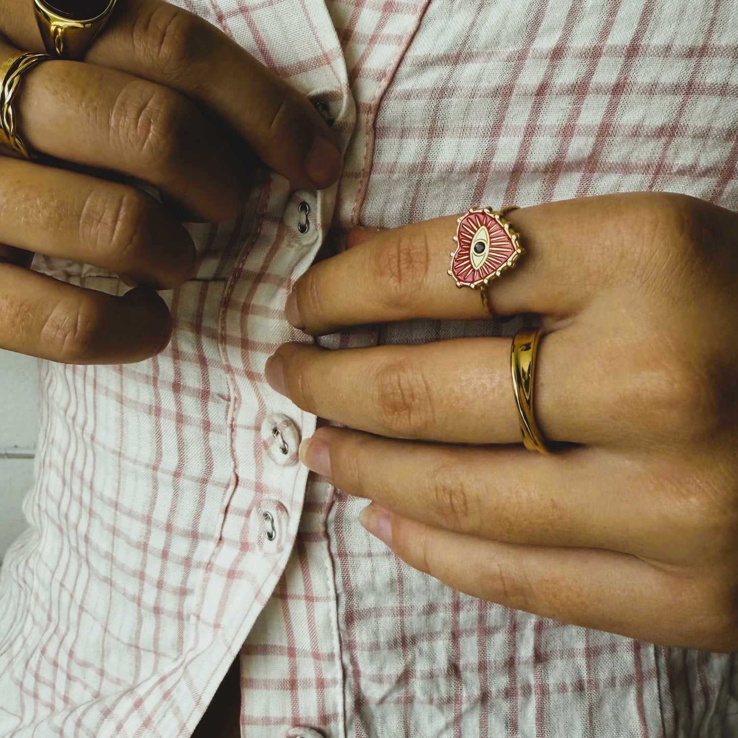 Golden Drift – Warped Gold-Plated Ring
