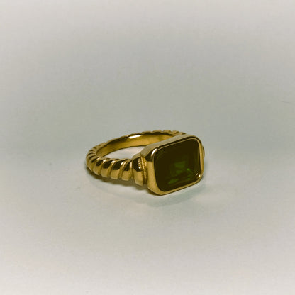Zo's Ring