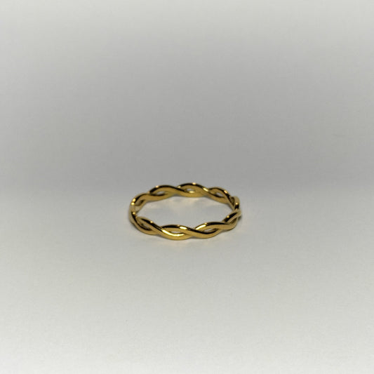 Twisted Ring