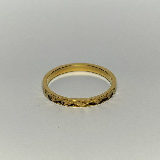 Pyramid Ring