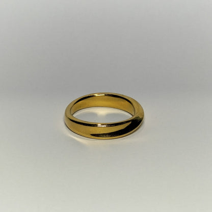 Golden Drift – Warped Gold-Plated Ring